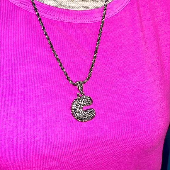 ☃️BOGO50%☃️🆕✨SILVER C✨BUBBLE LETTER INITIAL NECKLACE - Picture 8 of 13